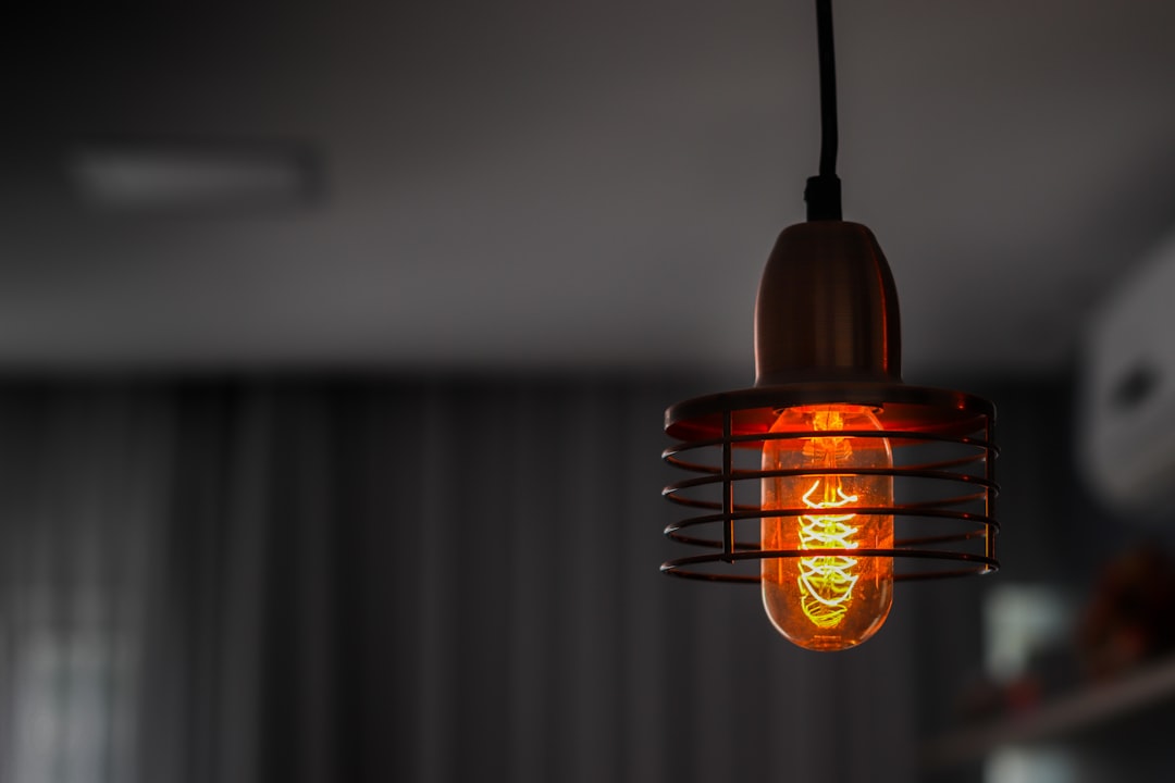 Metal Pendant Lights: Transform Your Home with Stylish Ceiling Lighting Solutions