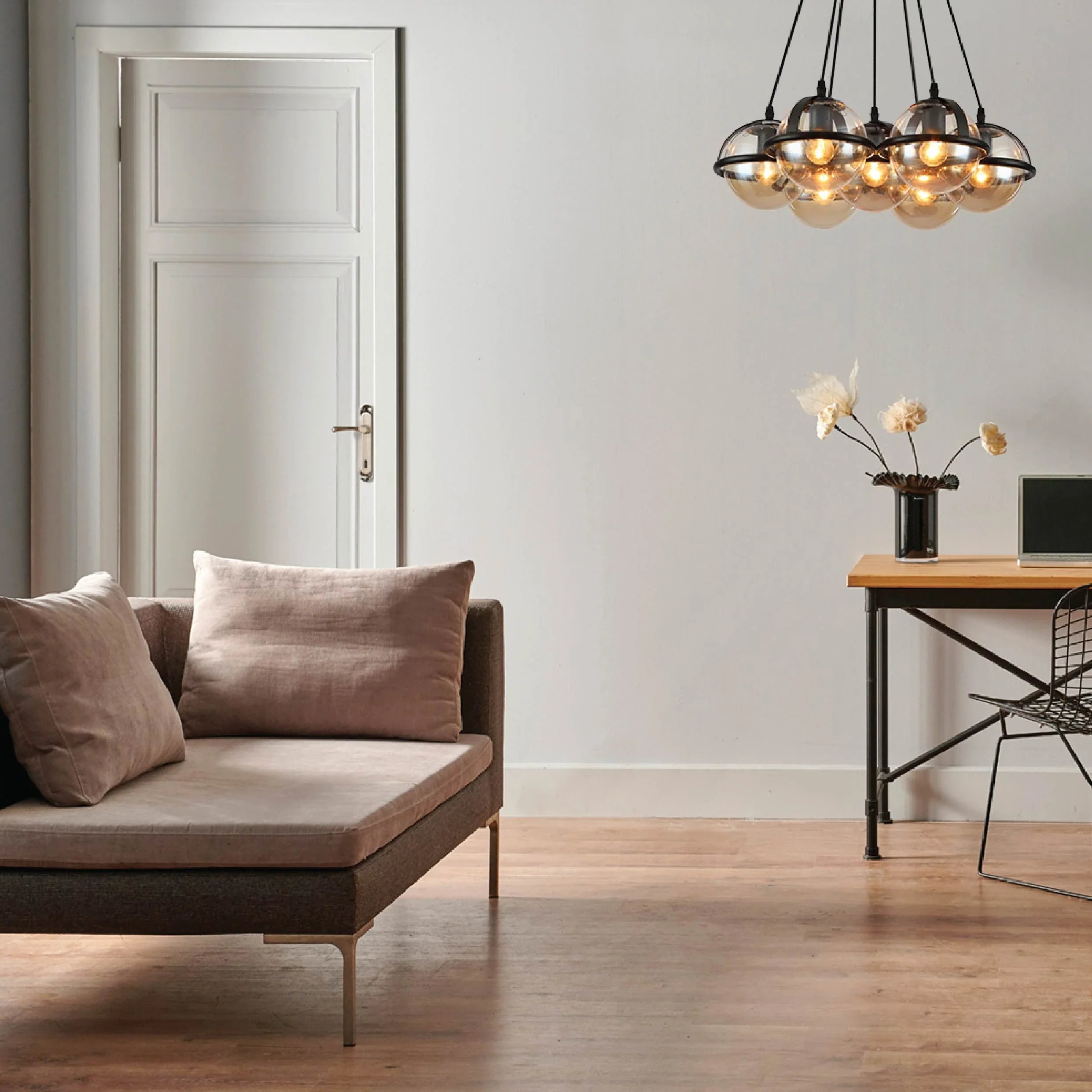 Amber Globe Glasses Daisy Modern Ceiling Light 7xE27 Fittings