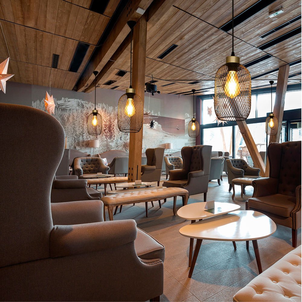 Cafe restaurant usage of Mesh Cage Lantern Metal Pendant Ceiling Light E27