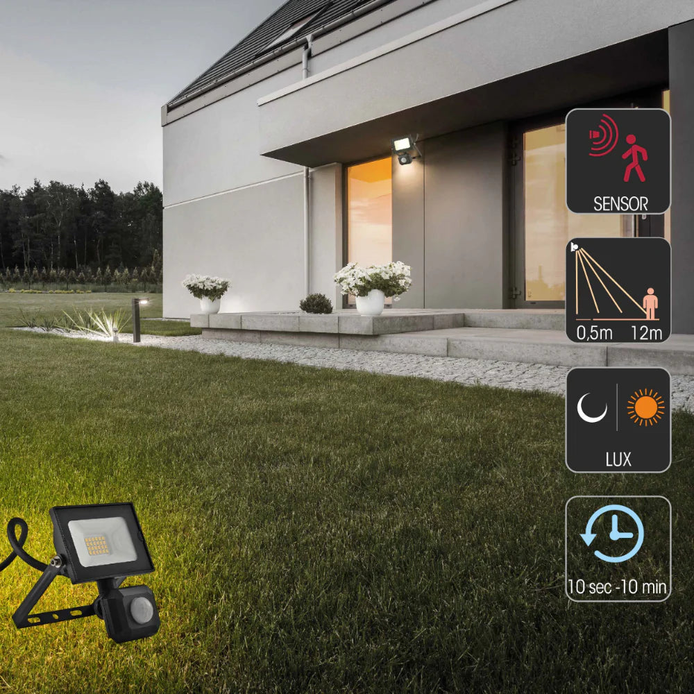 PIR sensor features of apollo flood light