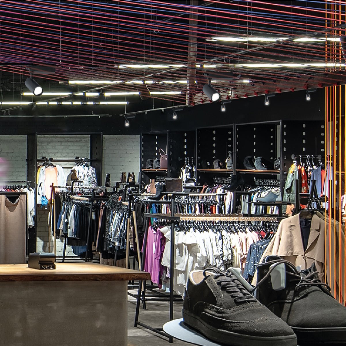 More interior usage of Tracklight 5-wire 3-Line 20W Cool White 4000K Black Body | TEKLED 174-039904