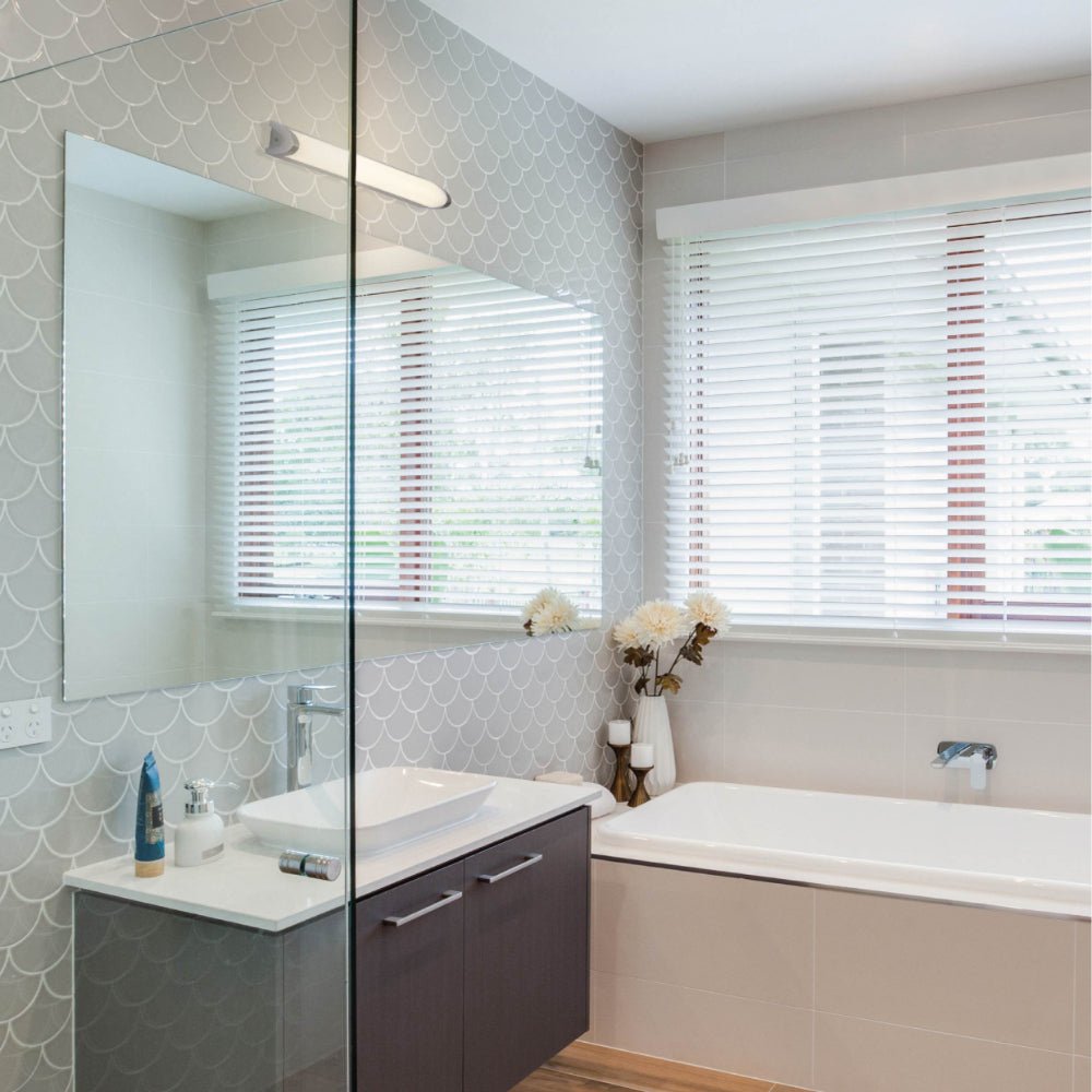 Indoor usage of Mirror Vanity Bathroom LED Light 4000K 6000K Cool white Cool Daylight 470mm 12W 760mm 18W Chrome | TEKLED 117-032680