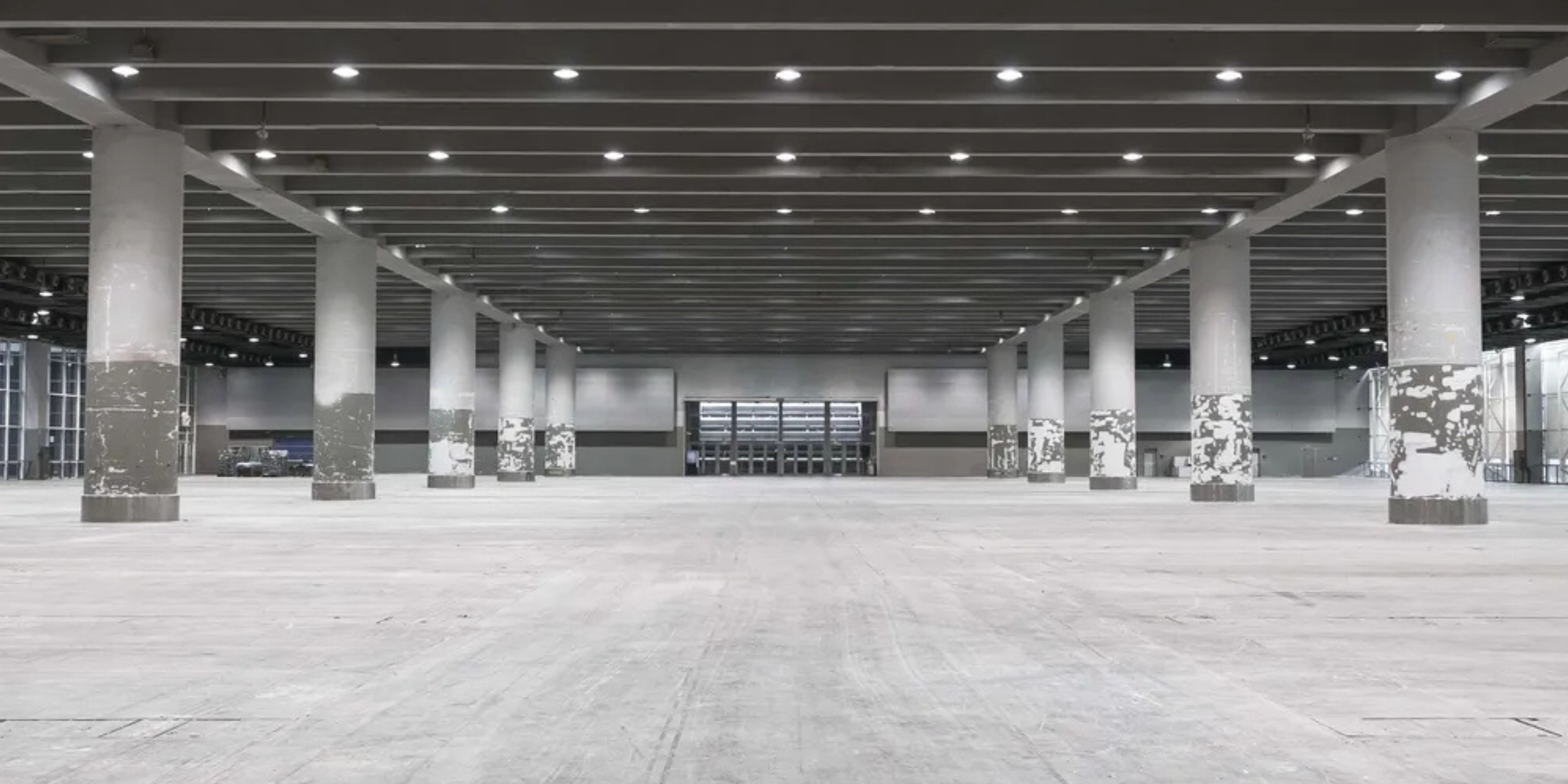 Rosyglow LED Batten and Floodlights: Reliable Lighting for Shorter Days