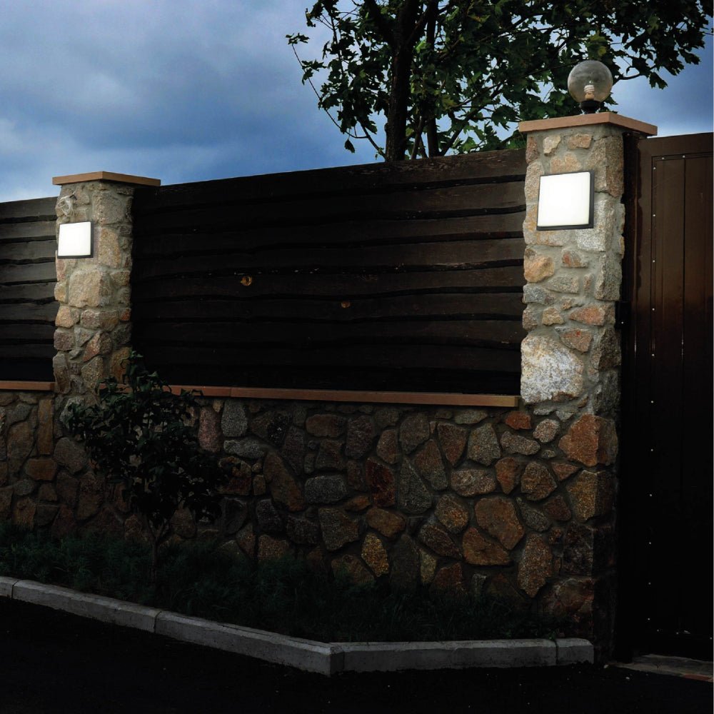 Outdoor usage of LED Diecast Aluminium Modern Square Wall Lamp 20W Cool White 4000K IP54 Anthracite Grey 250mm |  183-03308
