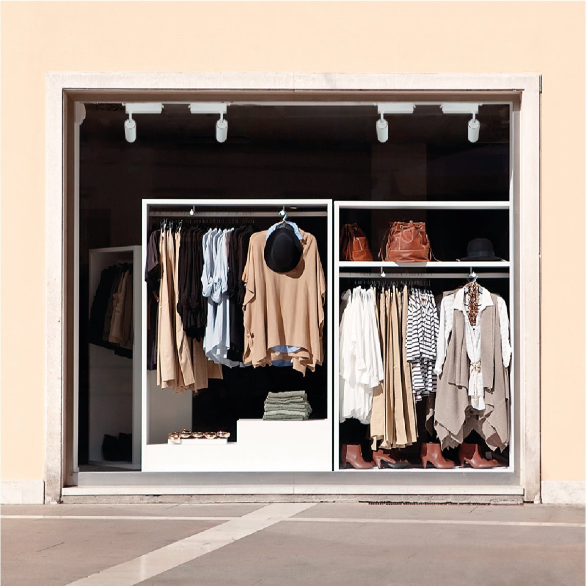 More interior usage of Tracklight 3-wire Single Line 10W Cool White 4000K White Body | TEKLED 174-03990